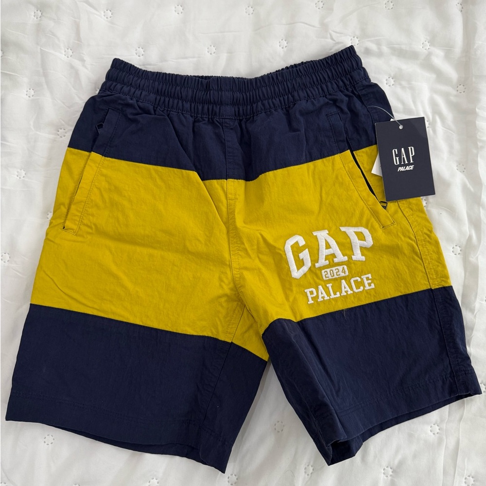 PALACE GAP BOARDSHORT BLUE / YELLOW BOYS SZ 8 (M)